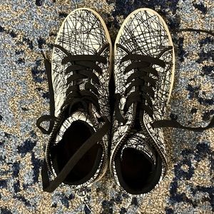 Splendid Black & White Shoes